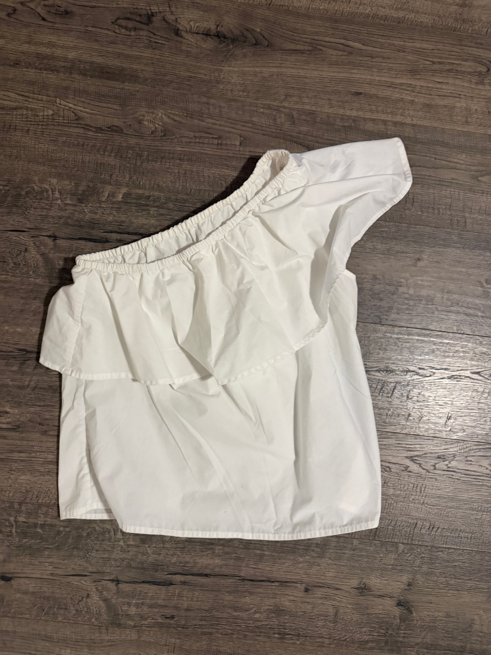 Women’s White Off-Shoulder Ruffle Top